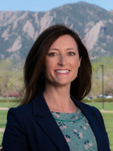Lori Peek headshot